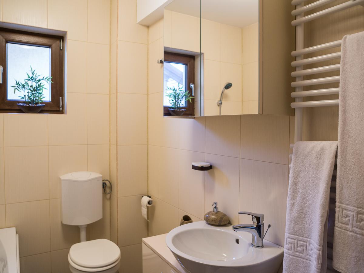 Casa Bella Apartments Bragadiru Eksteriør billede