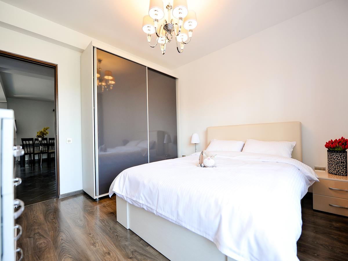 Casa Bella Apartments Bragadiru Eksteriør billede